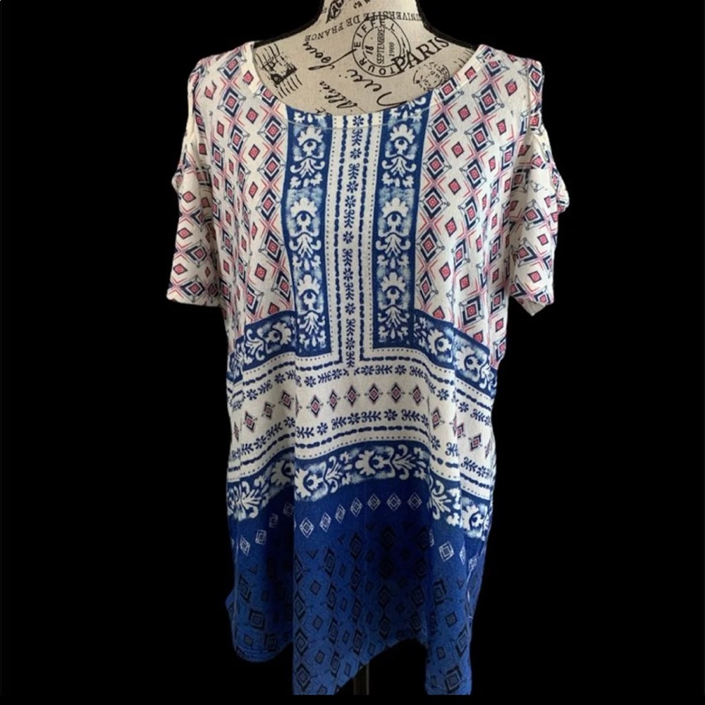 Agate Women's 2X cold shoulder blouse